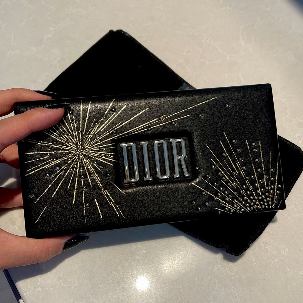 DIOR (NEW)
Sparkling Couture Face, Lip & Eye Makeup Palette